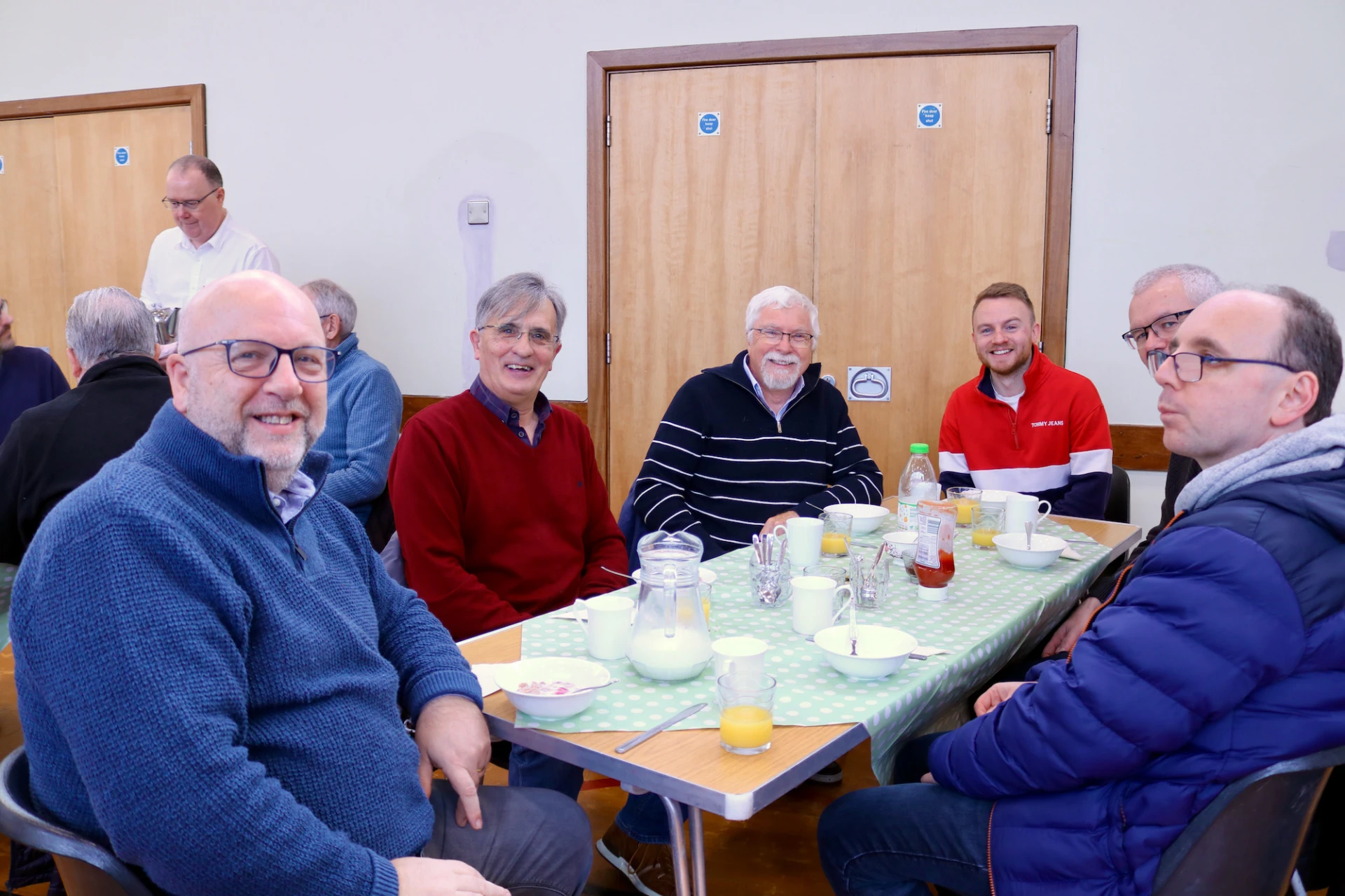 Breakfast attendees 1