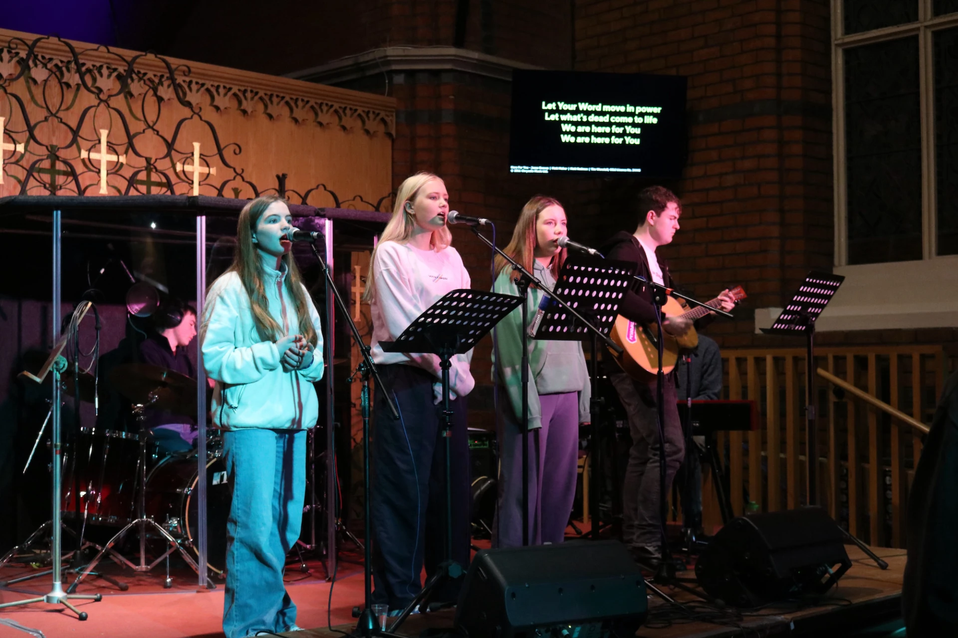 Holywood worship team