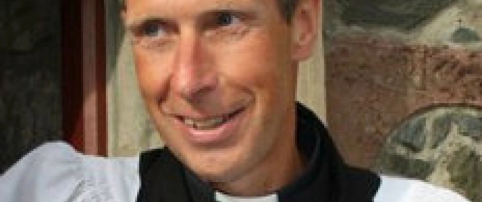 Meet Revd Colin Darling