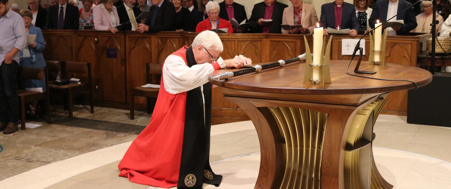 Bishop Harold lays down his pastoral staff at farewell service 
