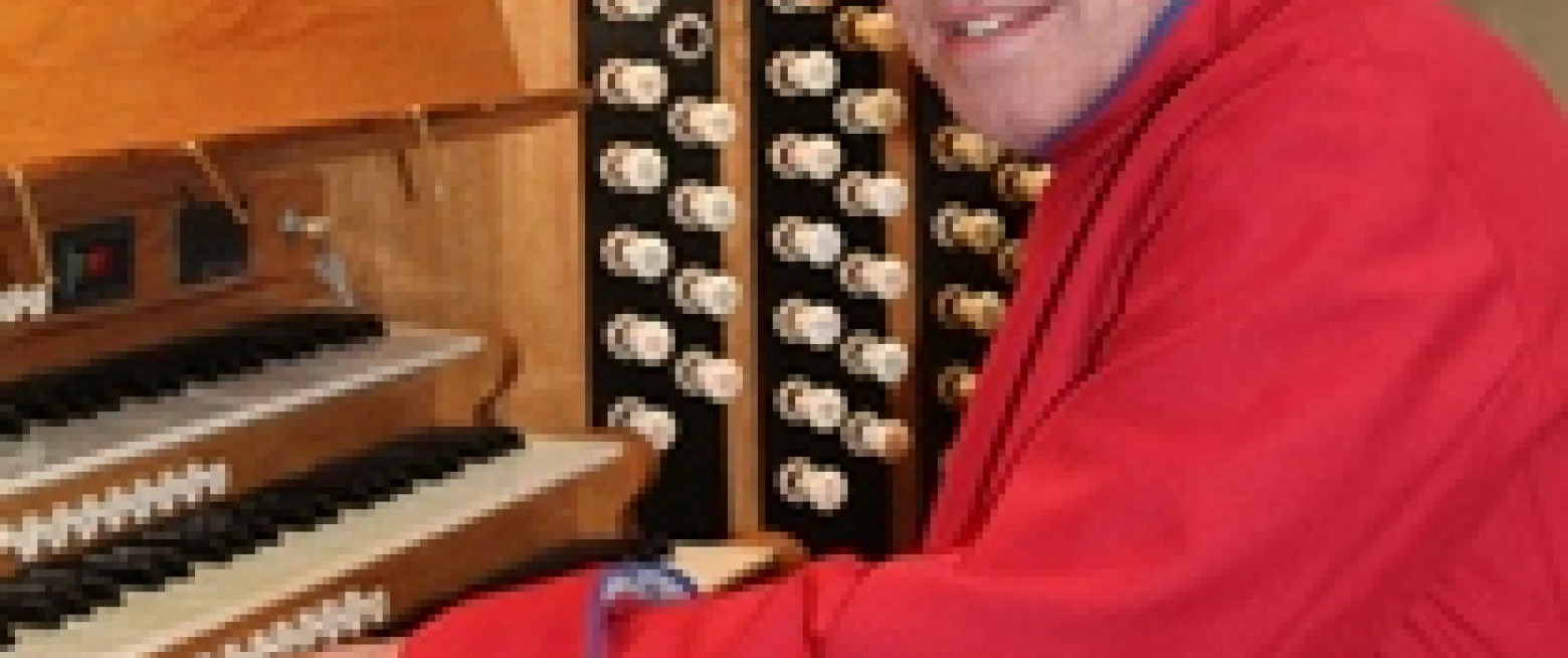 Honour for long–serving Belfast Cathedral organist