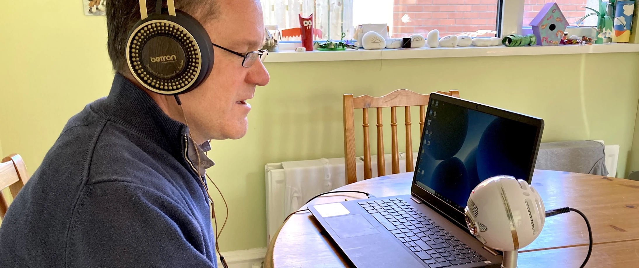 Rector puts faith in podcasts