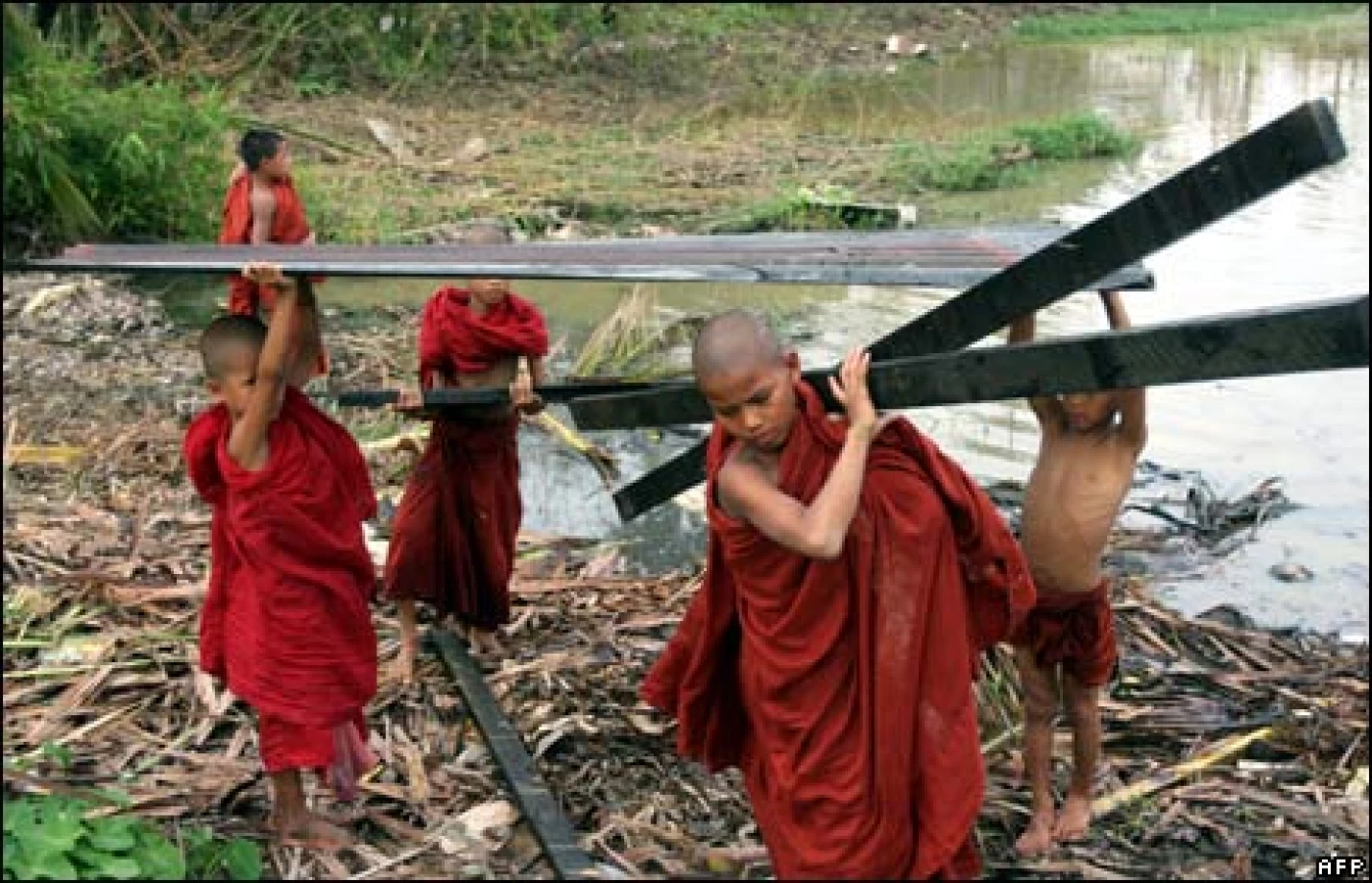 Bishops' Appeal sends aid to Burma