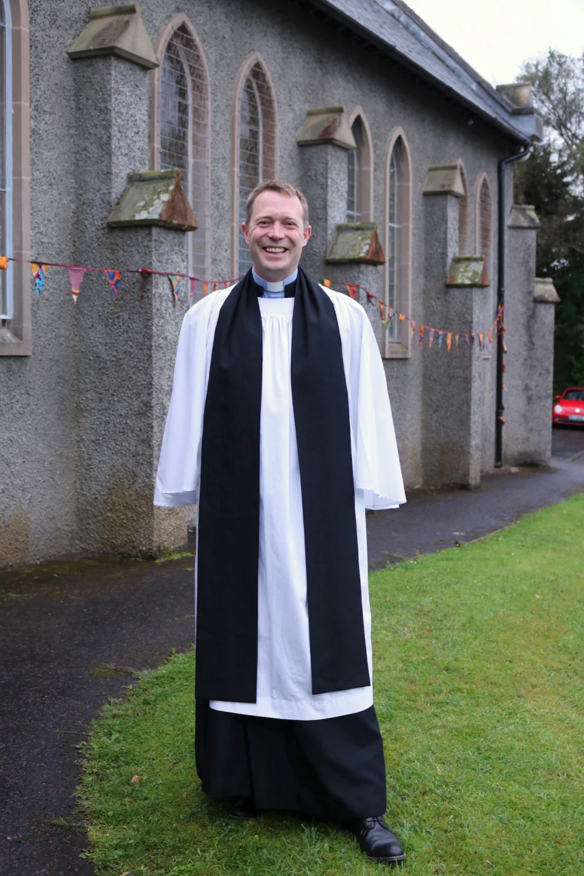 Revd Peter Hilton