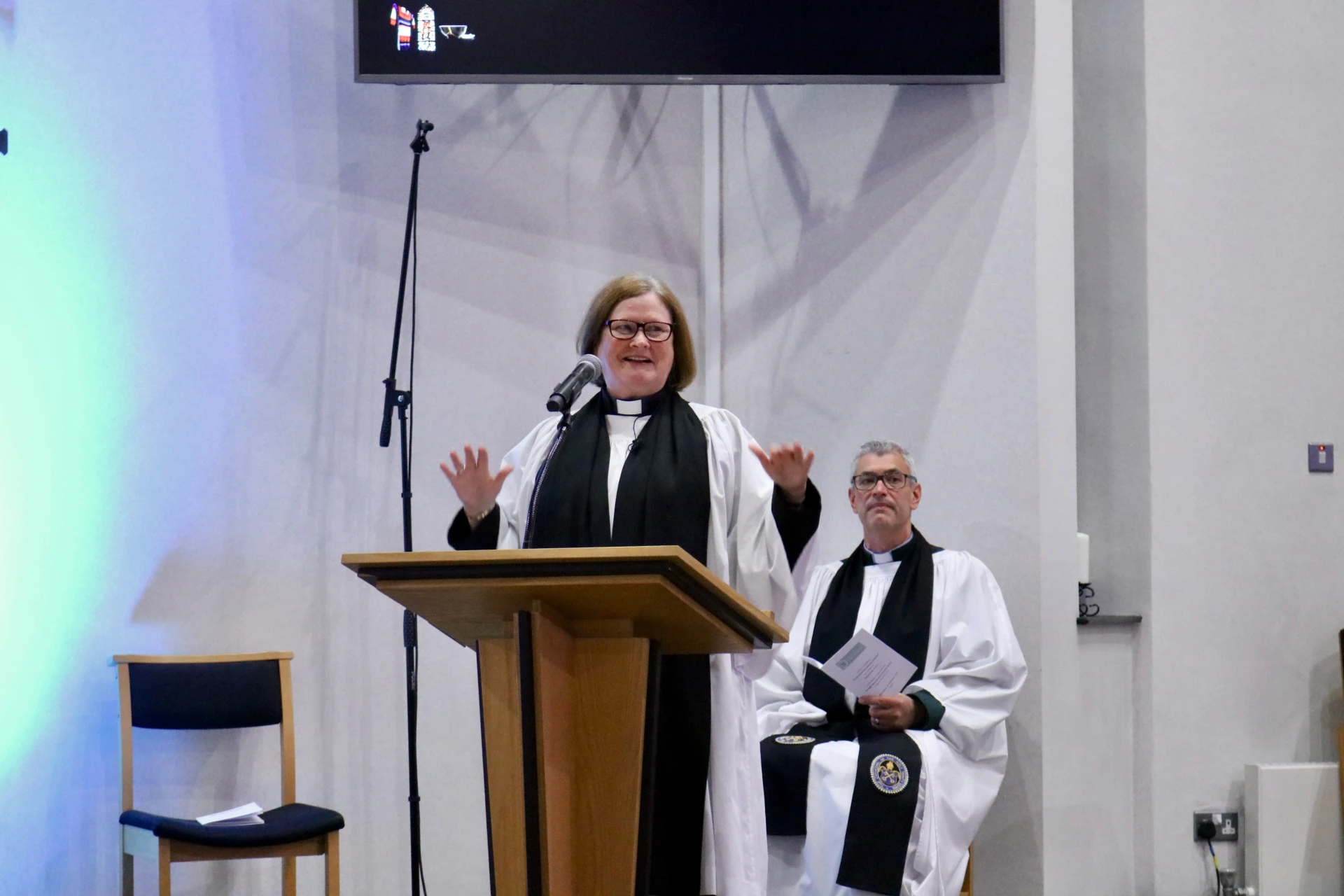 Revd Karen Salmon gives the address