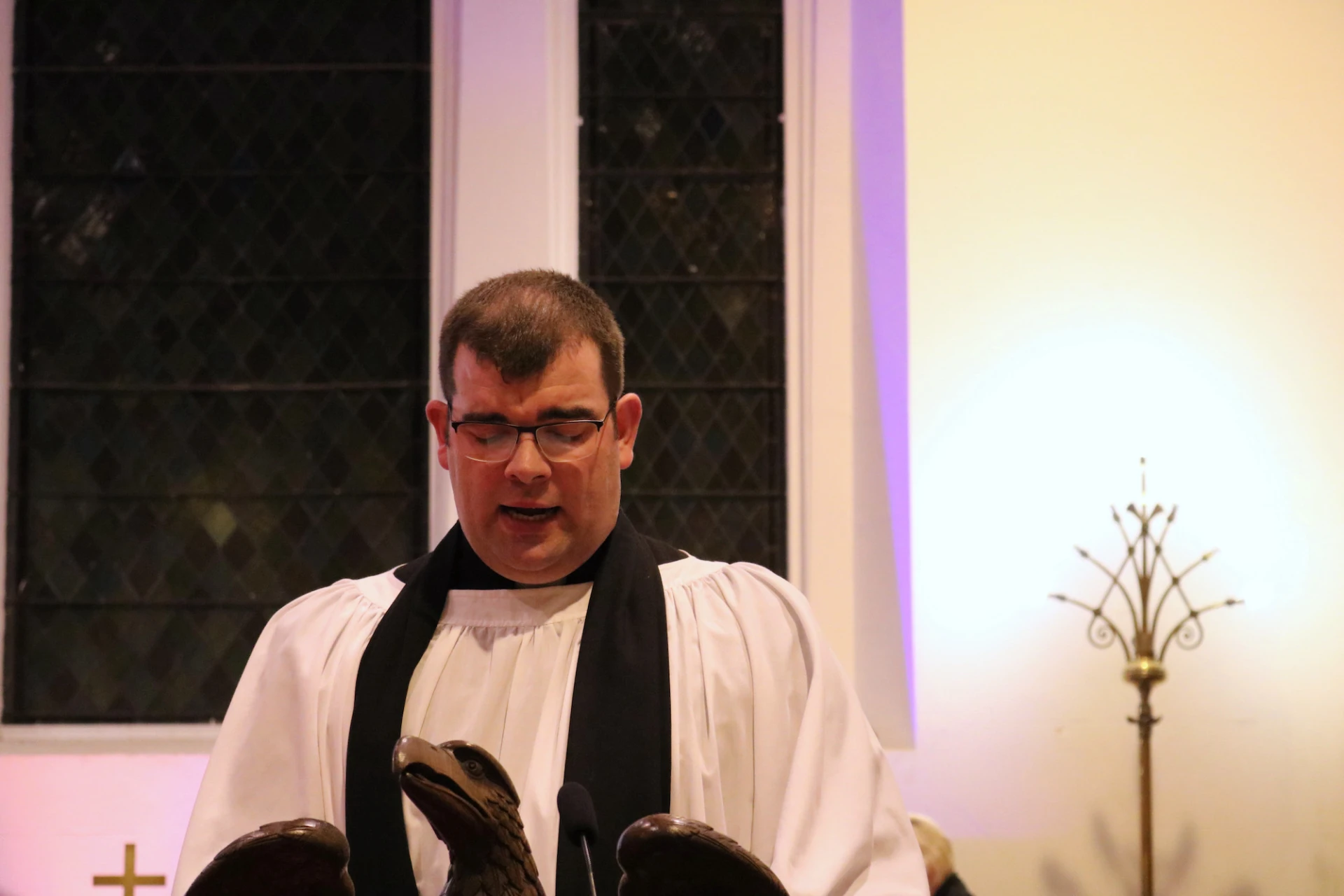 Revd Rodney Blair reads the Gospel