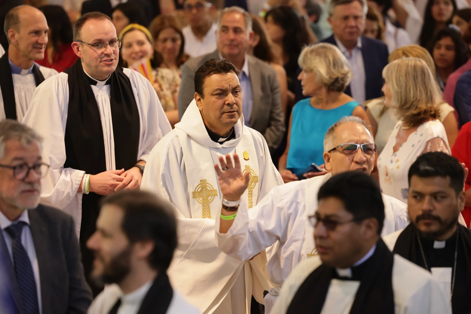 Santiago Link Coordinator, Revd Mark Lennox (2nd from left)